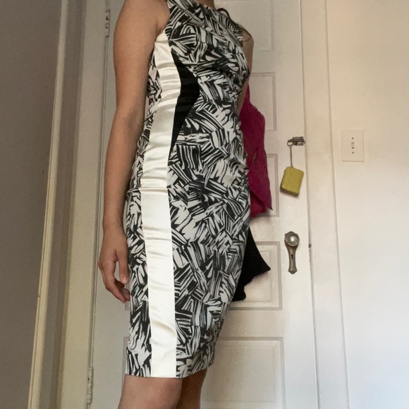 Karen millen NWOT not sold anymore women size 2 - Picture 8 of 10